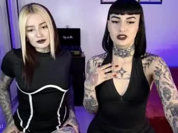 Mad beauty - checkout our excited streamers as they tease to their beloved melodies and slowly squirt for enjoyment to appease your wildest wishes.