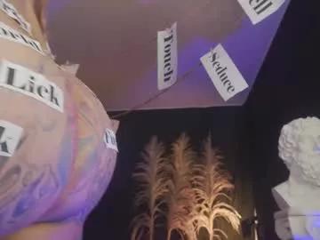 Mad beauty - checkout our excited streamers as they tease to their beloved melodies and slowly squirt for enjoyment to appease your wildest wishes.