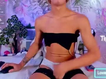 cristhy_huge_cockts from Chaturbate is Freechat