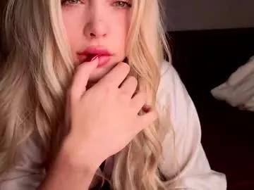Photos of cutieeeeva from Chaturbate is Group
