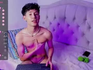 dimitri_targaryen from Chaturbate