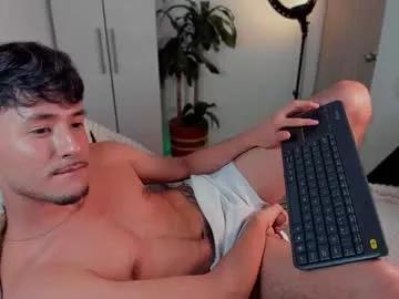 dimitri_targaryen from Chaturbate