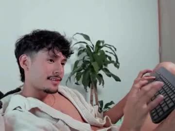 dimitri_targaryen from Chaturbate