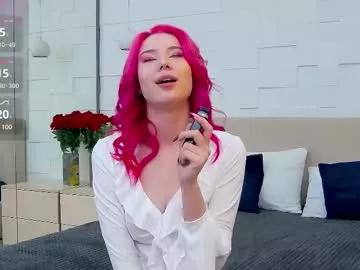 emma_plux from Chaturbate