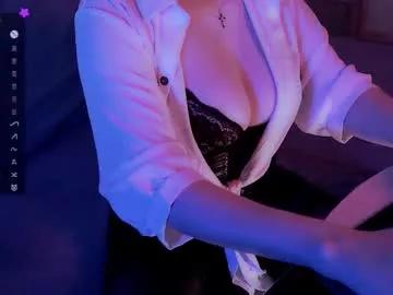 holly_molly_69 from Chaturbate is Freechat
