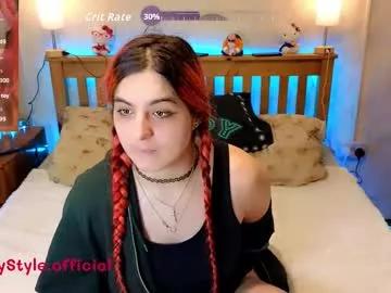 Mad beauty - checkout our excited streamers as they tease to their beloved melodies and slowly squirt for enjoyment to appease your wildest wishes.