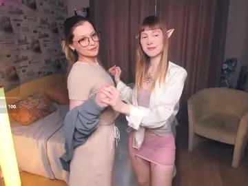 Mad beauty - checkout our excited streamers as they tease to their beloved melodies and slowly squirt for enjoyment to appease your wildest wishes.