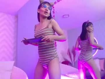Mad beauty - checkout our excited streamers as they tease to their beloved melodies and slowly squirt for enjoyment to appease your wildest wishes.