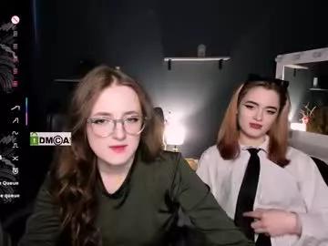 Mad beauty - checkout our excited streamers as they tease to their beloved melodies and slowly squirt for enjoyment to appease your wildest wishes.