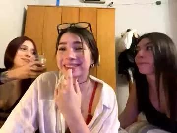Mad beauty - checkout our excited streamers as they tease to their beloved melodies and slowly squirt for enjoyment to appease your wildest wishes.