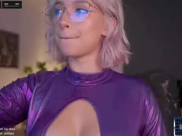 lucyallenx from Chaturbate is Freechat