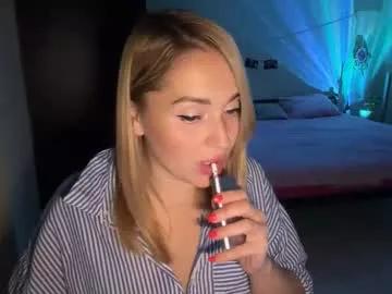 lunali_ from Chaturbate is Freechat