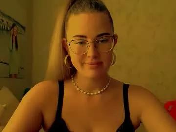 luxie_queen from Chaturbate is Freechat