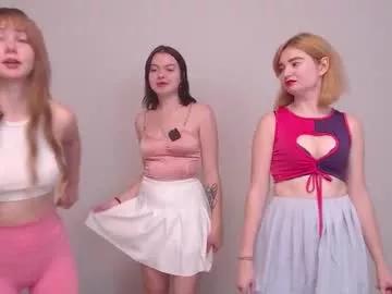 Mad beauty - checkout our excited streamers as they tease to their beloved melodies and slowly squirt for enjoyment to appease your wildest wishes.