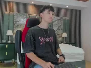 michaeel_blue from Chaturbate is Freechat
