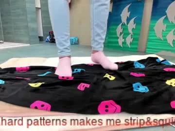 Mad beauty - checkout our excited streamers as they tease to their beloved melodies and slowly squirt for enjoyment to appease your wildest wishes.