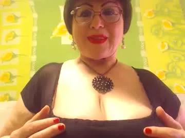 Photos of naughtymomxxx from Chaturbate is Group