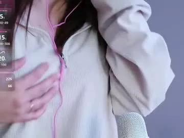 rebeccawhite_meow from Chaturbate is Freechat