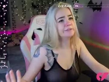 redvelveten from Chaturbate is Freechat