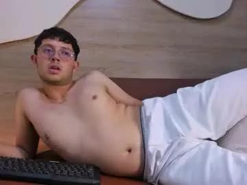 siimon_grey from Chaturbate is Freechat
