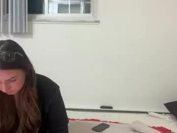 starqueenieee from Chaturbate is Freechat
