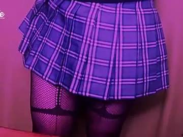 sweetvalerietinybig from Chaturbate