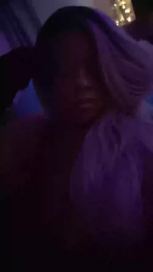 Photos of 6lue69 from Cherry is Freechat