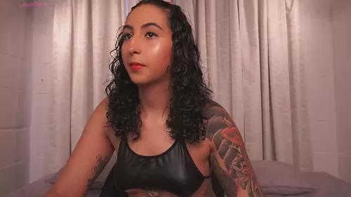 agathacollins from Cherry is Freechat