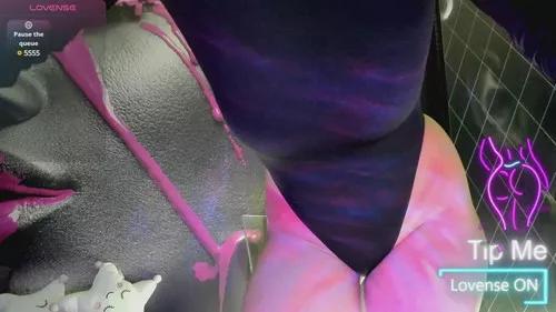 Mad beauty - checkout our excited streamers as they tease to their beloved melodies and slowly squirt for enjoyment to appease your wildest wishes.