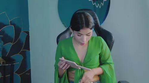 ariimoon from Cherry is Freechat
