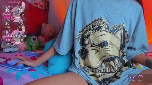 Mad beauty - checkout our excited streamers as they tease to their beloved melodies and slowly squirt for enjoyment to appease your wildest wishes.