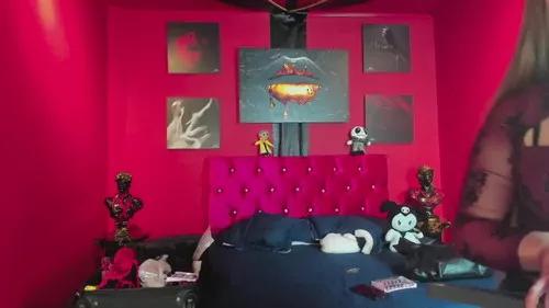 Mad beauty - checkout our excited streamers as they tease to their beloved melodies and slowly squirt for enjoyment to appease your wildest wishes.