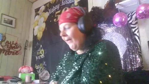 davisdesires from Cherry is Freechat