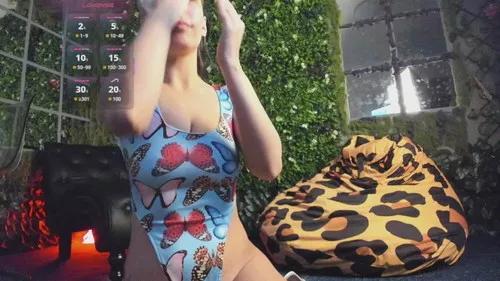 Mad beauty - checkout our excited streamers as they tease to their beloved melodies and slowly squirt for enjoyment to appease your wildest wishes.