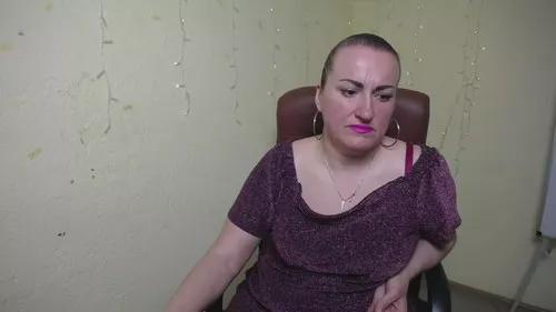 dianamgg from Cherry is Freechat