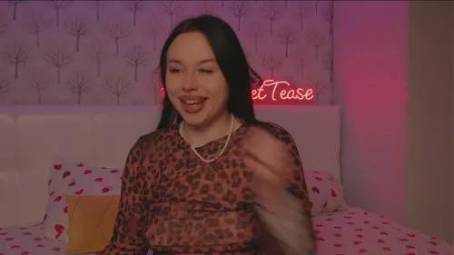 ellisweetease from Cherry is Freechat