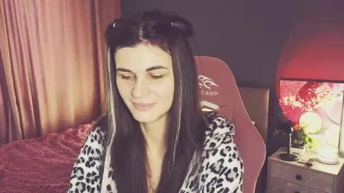 emilyreal from Cherry is Freechat