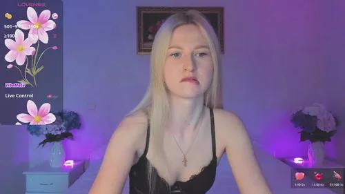 emilyshinex from Cherry is Freechat