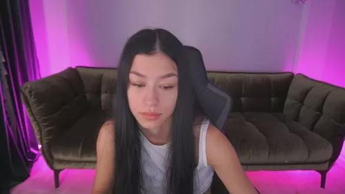 fatalenellie from Cherry is Freechat