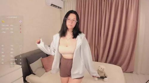 Photos of hovbatlove from Cherry is Freechat