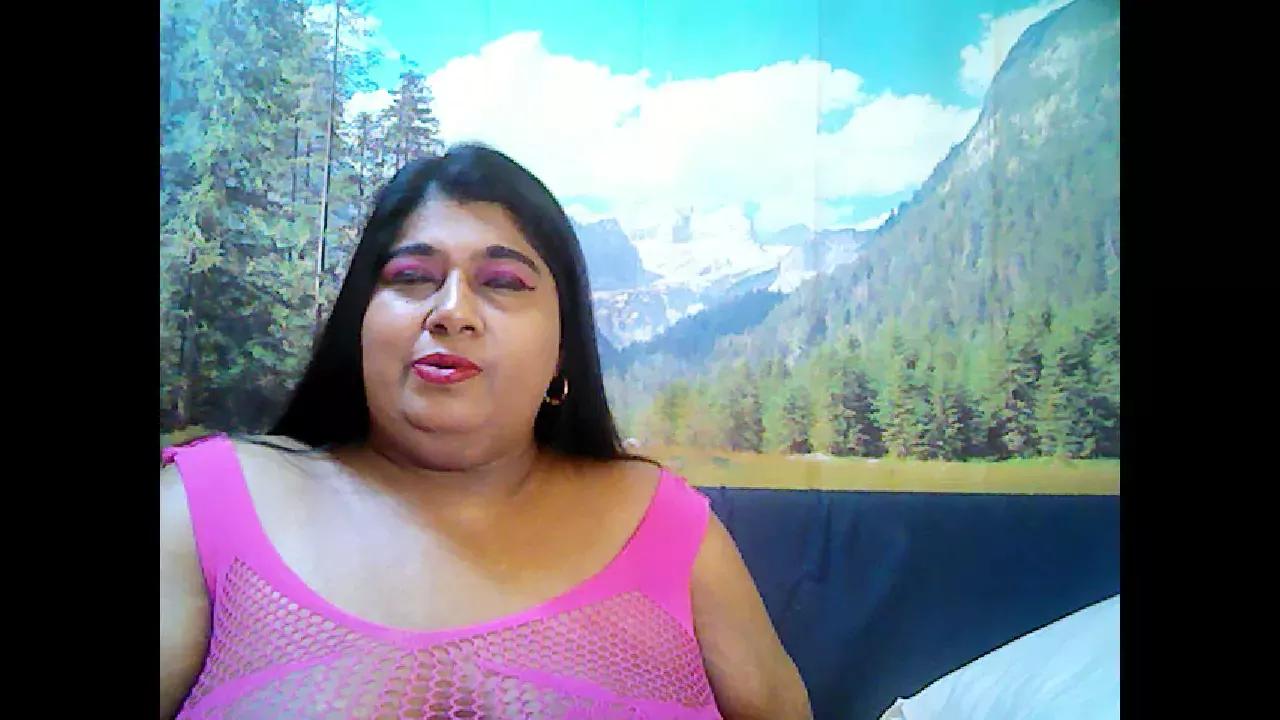 indianhoney4u from Cherry is Freechat