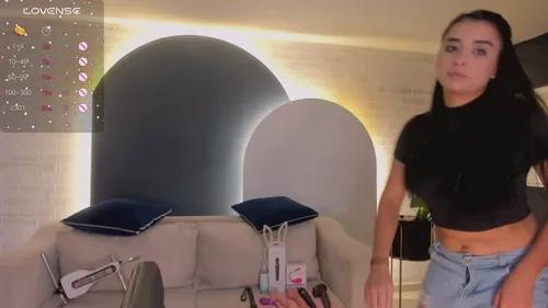 ivannarussell from Cherry is Freechat