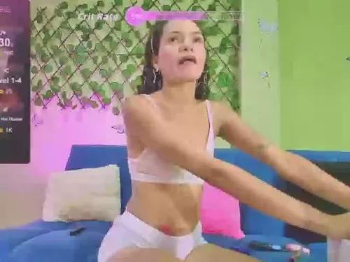 karenariass from Cherry is Freechat