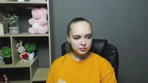 Photos of khaleesimoon from Cherry is Freechat