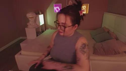 krismoss from Cherry is Freechat