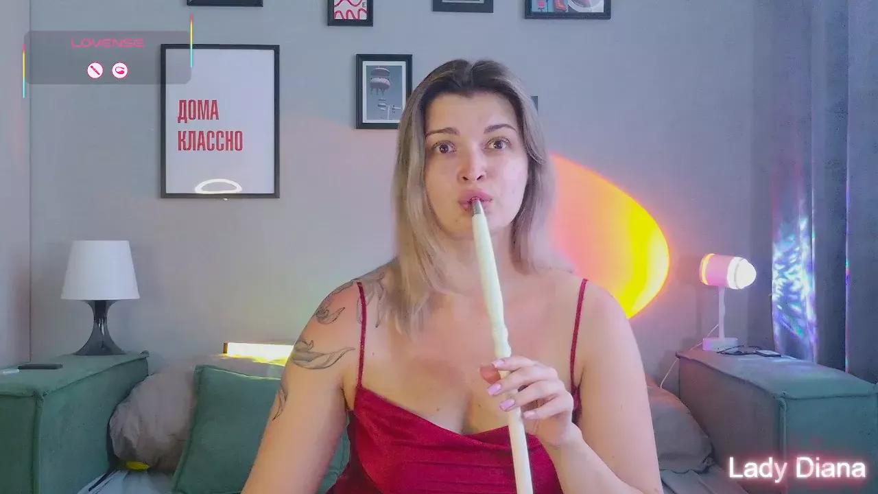 Mad beauty - checkout our excited streamers as they tease to their beloved melodies and slowly squirt for enjoyment to appease your wildest wishes.