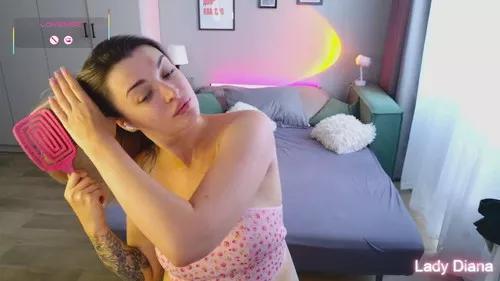 Mad beauty - checkout our excited streamers as they tease to their beloved melodies and slowly squirt for enjoyment to appease your wildest wishes.