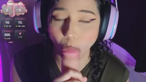 Mad beauty - checkout our excited streamers as they tease to their beloved melodies and slowly squirt for enjoyment to appease your wildest wishes.
