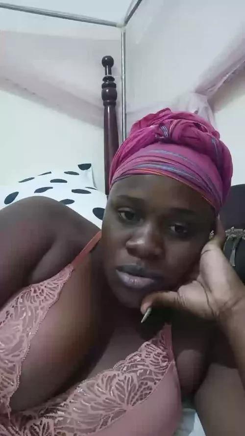 lisajones030 from Cherry is Freechat