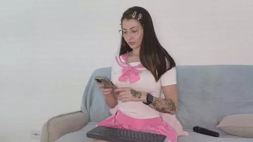 Photos of loriice from Cherry is Freechat